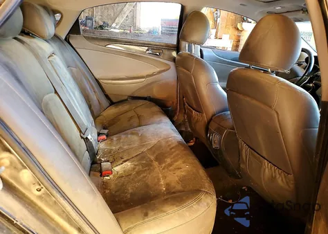 2013 Hyundai Sonata Se z USA, uszkodzony, nr VIN 5NPEC4AB9DH582614